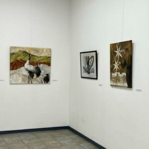 Кто-то всегда зажигает Звезды